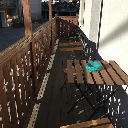 アパート Lo Ponton アントロ