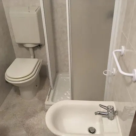 Lo Ponton Apartment Introd