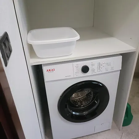 Lo Ponton アパート アントロ